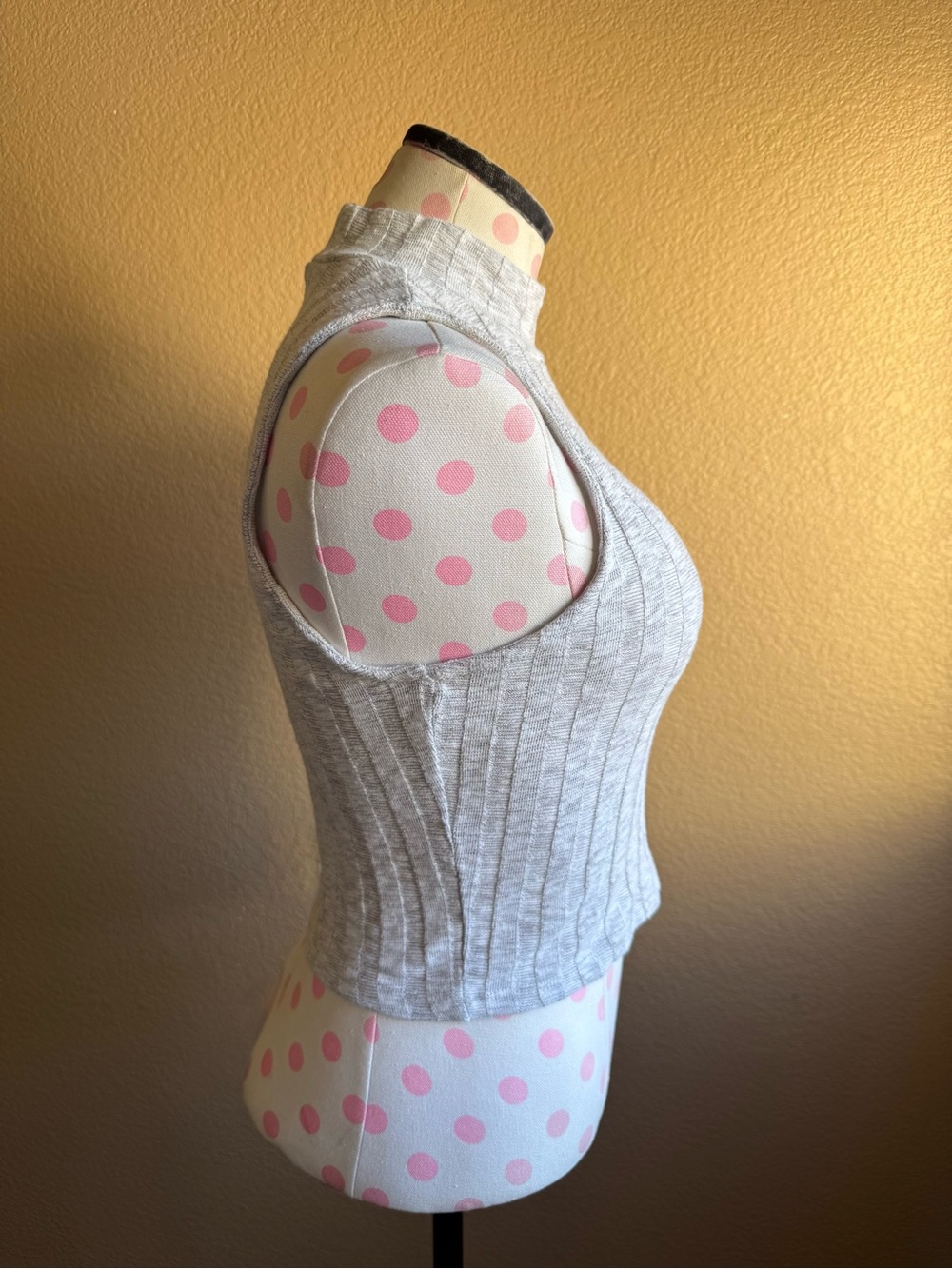 Forever 21 Light Gray Ribbed Tank Top - Picture 4 of 6